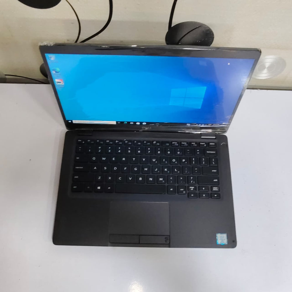 Dell Latitude 5300 (Core i5 8th GEN/ 13.3″ Touch/1 Year Warranty) Dell Latitude 5300 (Core i5 8th GEN/ 13.3″ Touch/1 Year Warranty)