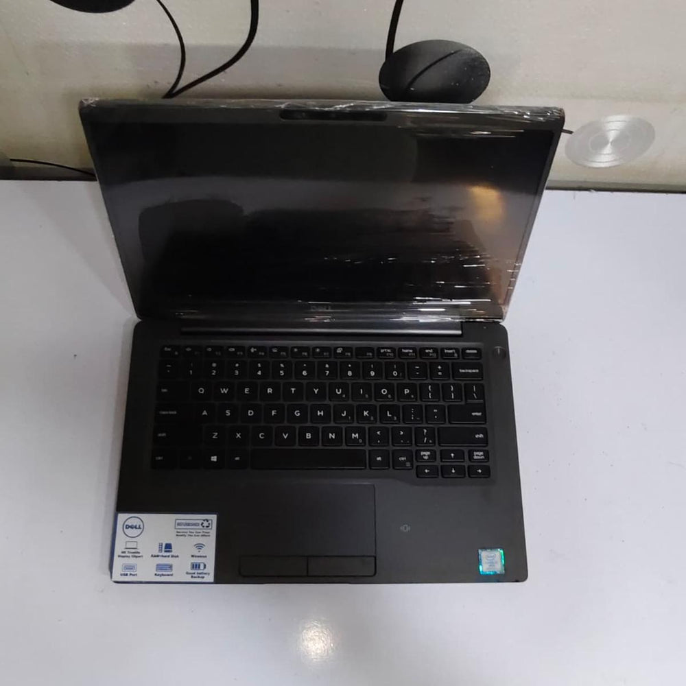 Dell Latitude 7300 (Core i7 8th GEN/ 13.3″ Touch/1 Year Warranty) Dell Latitude 7300 (Core i7 8th GEN/ 13.3″ Touch/1 Year Warranty)