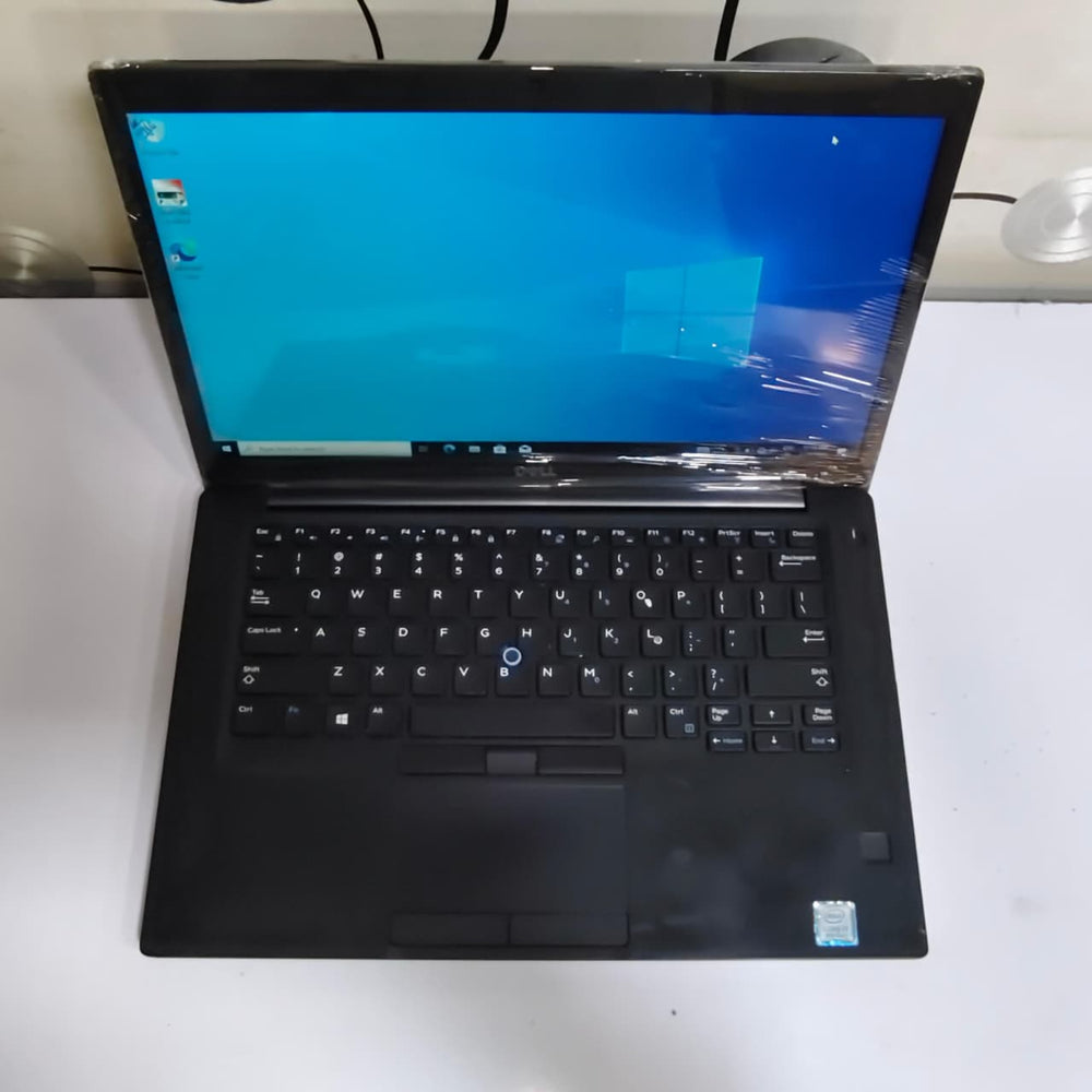 Dell Latitude 7490 (Core i7 8th GEN/ 14″ /1 Year Warranty) Dell Latitude 7490 (Core i7 8th GEN/ 14″ /1 Year Warranty)